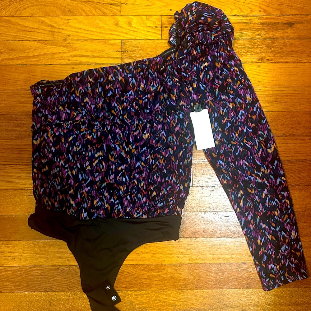 ASTR Isolde abstract bodysuit top one shoulder